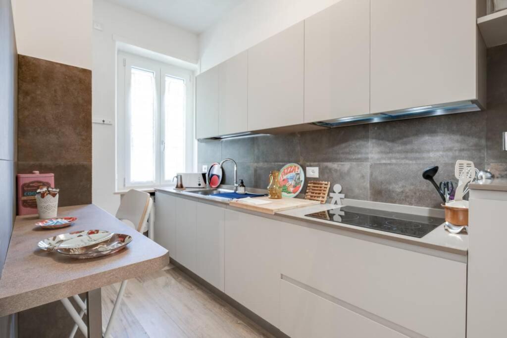 Ferienwohnung Ponte Vecchio-Newly Restyled Flat Florenz Exterior foto